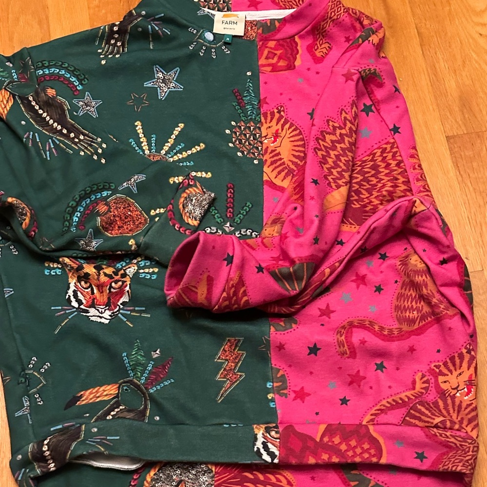 FARM Rio Green and Pink Sweatshirt